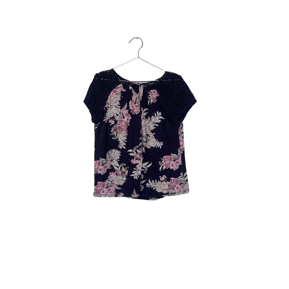 LUCKY BRAND Floral crochet sleeves size large - Picture 2 of 7